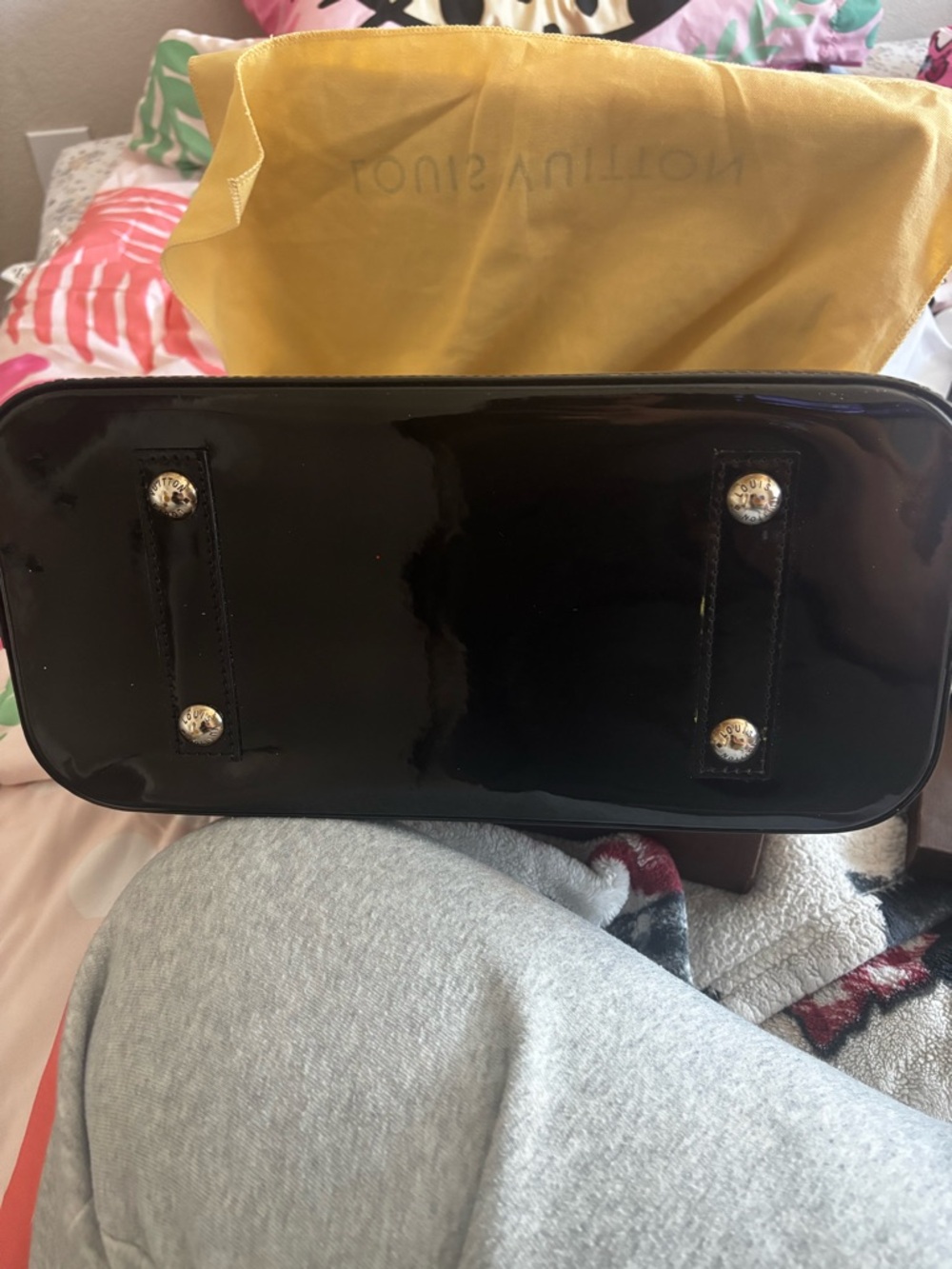Louis Vuitton black Alma Pm - Picture 5 of 11